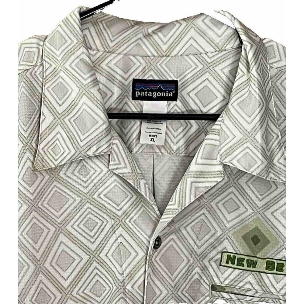 Patagonia Men's XL New Belgium Brewing Short Sleeve Polyester Shirt Sage Green - Picture 3 of 13